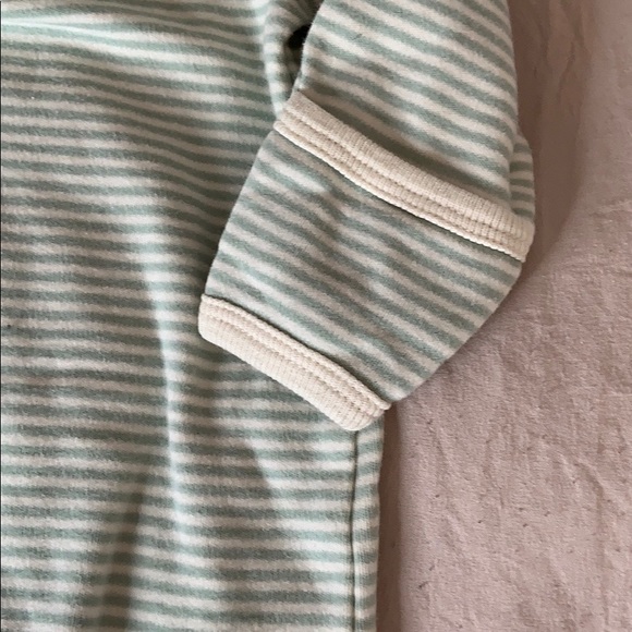 0-6 BABY UNISEX SLEEPER GOWNS!! - Picture 11 of 13